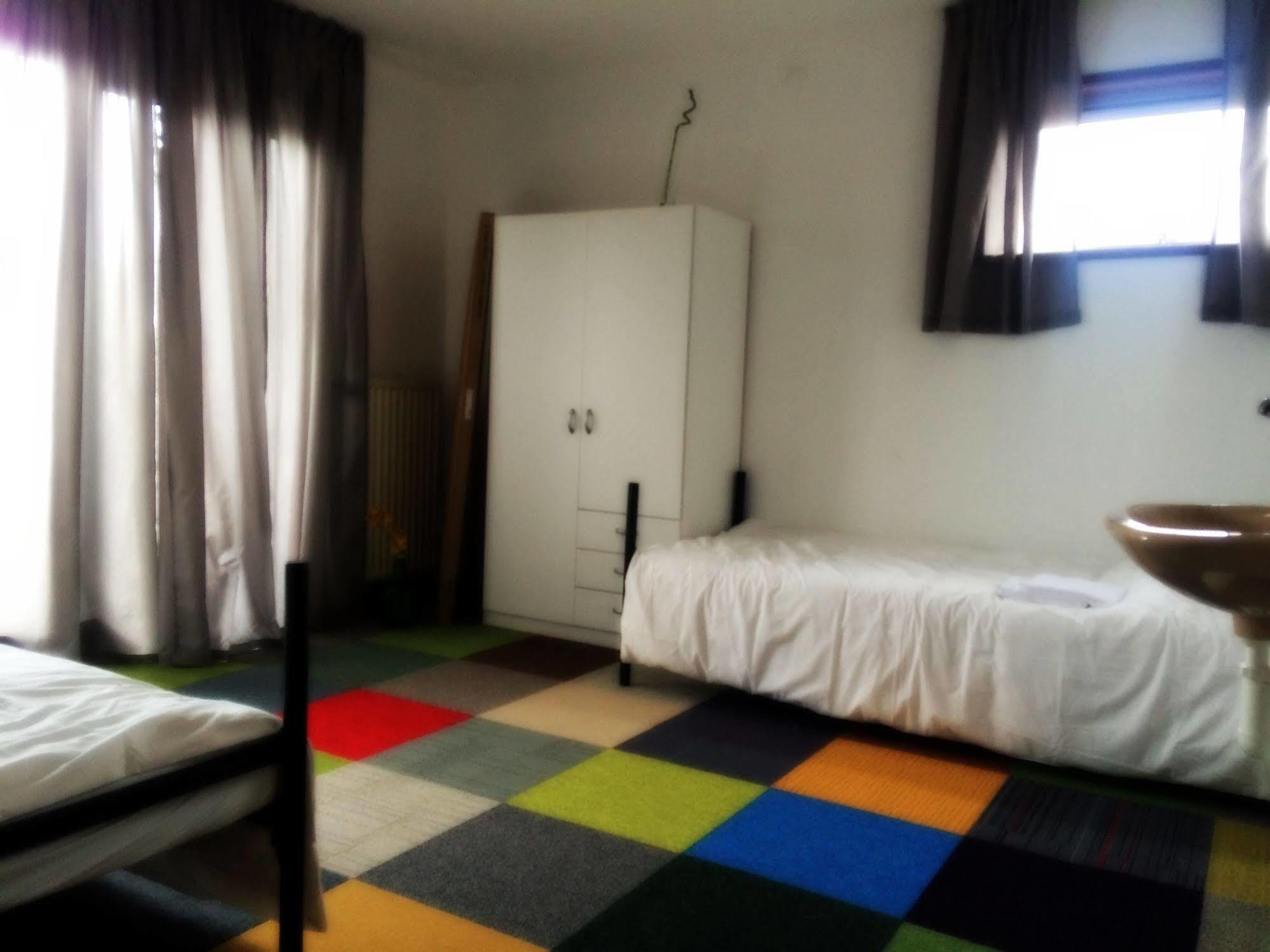 The Budget Hotel Hazerswoude-Rijndijk ภายนอก รูปภาพ