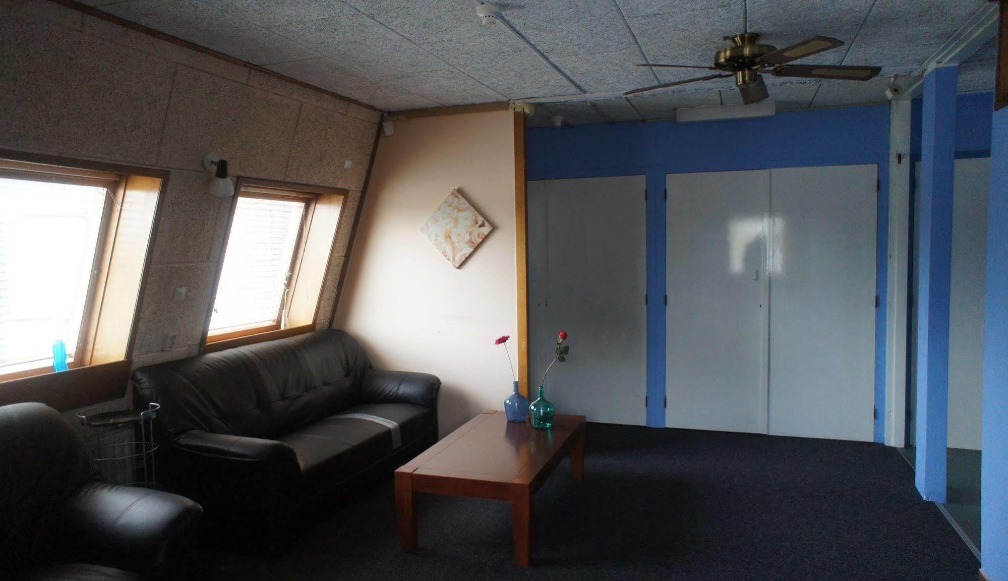 The Budget Hotel Hazerswoude-Rijndijk ภายนอก รูปภาพ